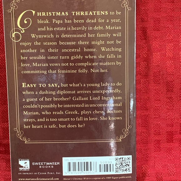 3 Christmas Book Bundle - Picture 10 of 11